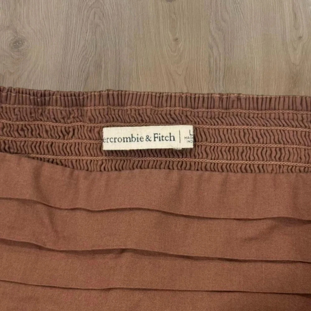 Abercrombie & Fitch Brown Puff Sleeve Square Neck Top